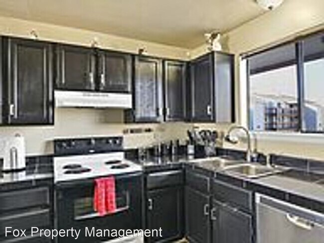 Building Photo - 8470 Decatur St