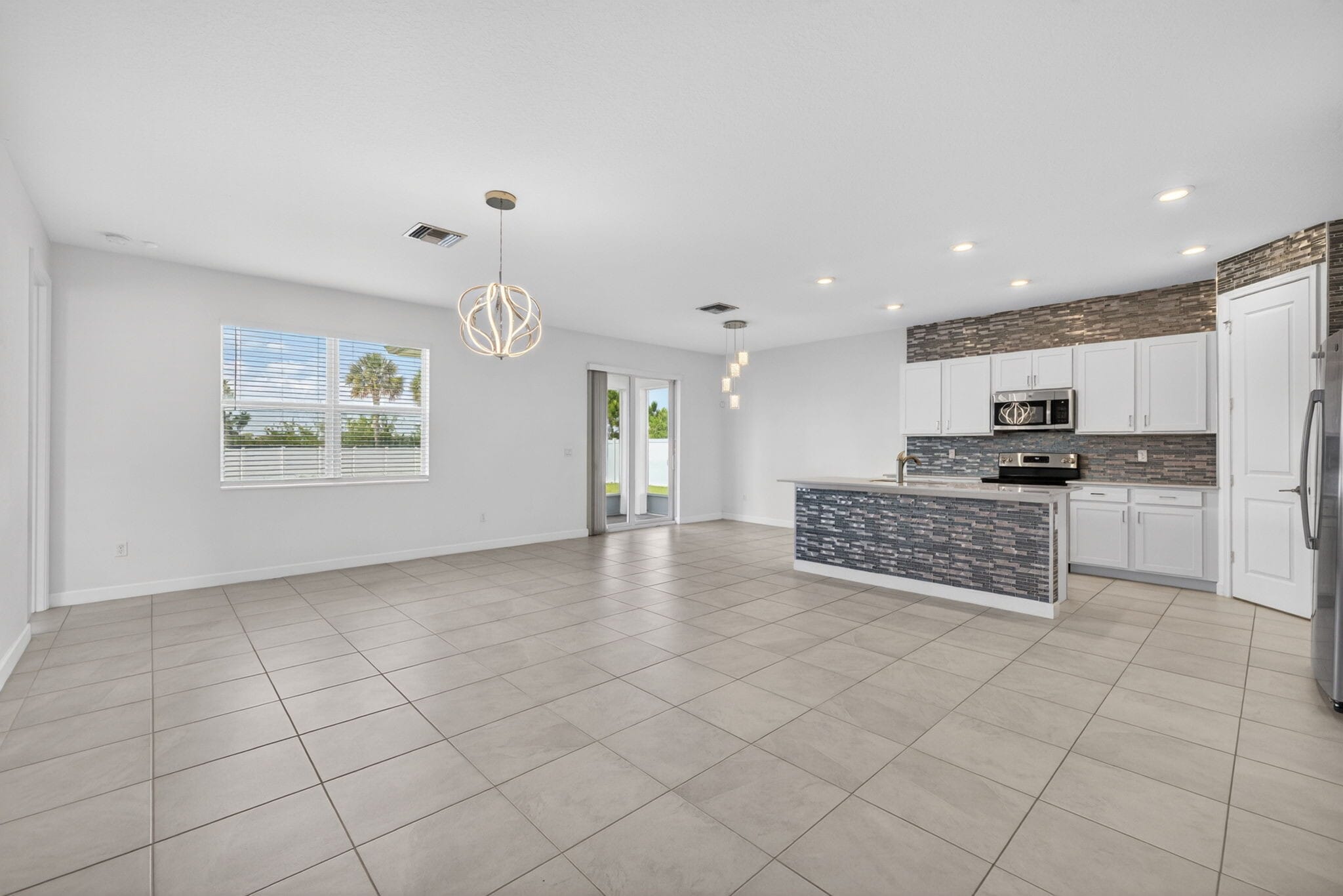 Building Photo - 13275 NW Copper Creek Dr
