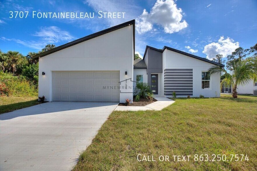 Building Photo - 3707 Fontainebleau St
