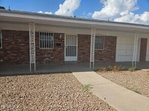 Building Photo - 6832 Escondido Dr