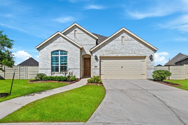 Building Photo - 2221 Forest Trace Ln