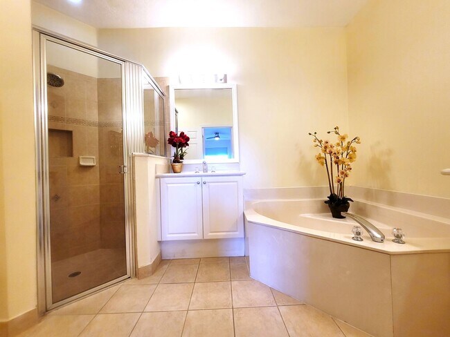 Building Photo - Vero Beach Florida Vero Beach Rent, LLC and Rental Property Management Company