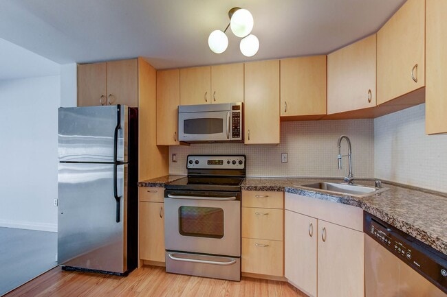 Building Photo - Easy on the Budget