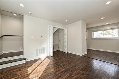 Building Photo - 215 S Gardner Ave