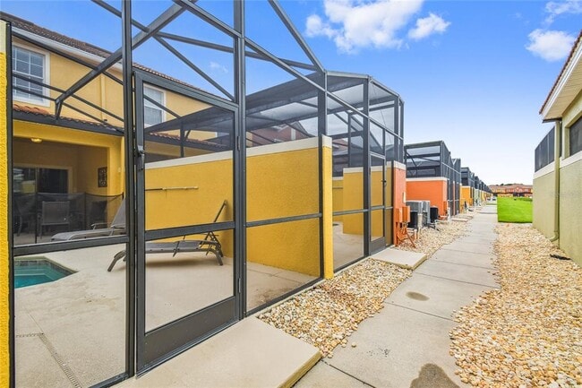 Building Photo - 8841 Candy Palm Rd