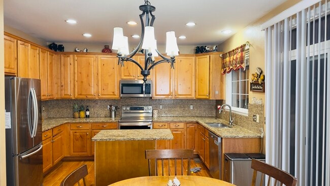 Building Photo - 7414 S Memphis St