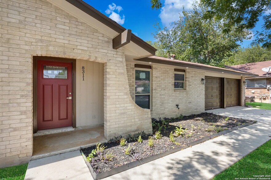 Building Photo - 8311 Babe Ruth St