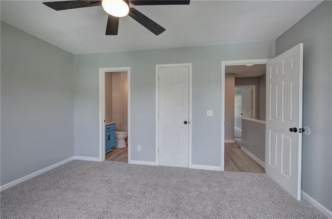Building Photo - 128 Evergreen Trail SE