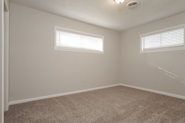 Building Photo - 2505 Texas Ave