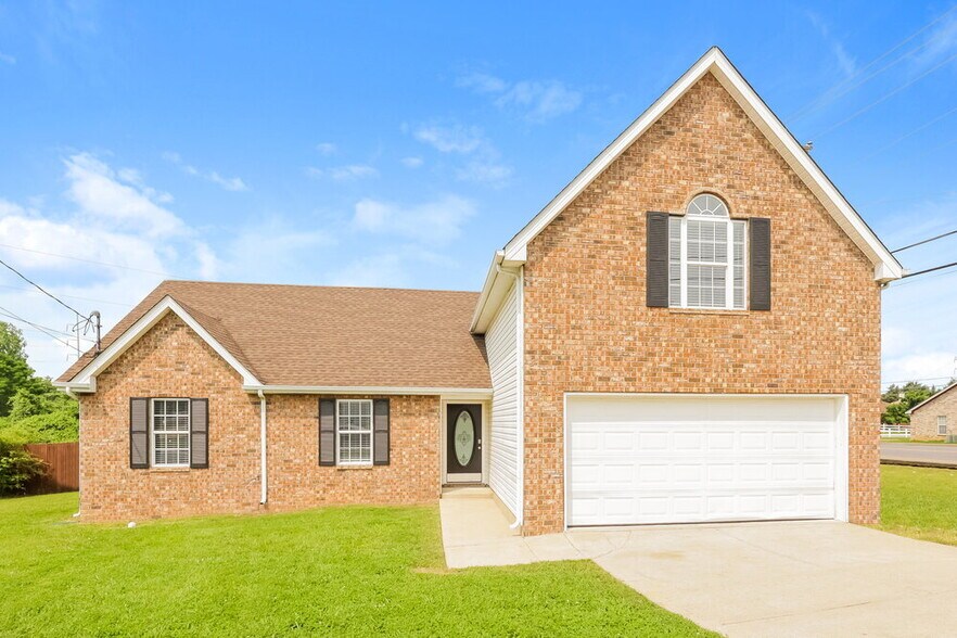 Primary Photo - 5100 Brookstone Ct