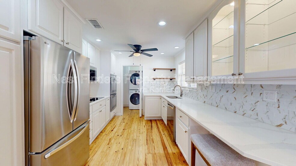 Building Photo - 1455 Riverbirch Ln
