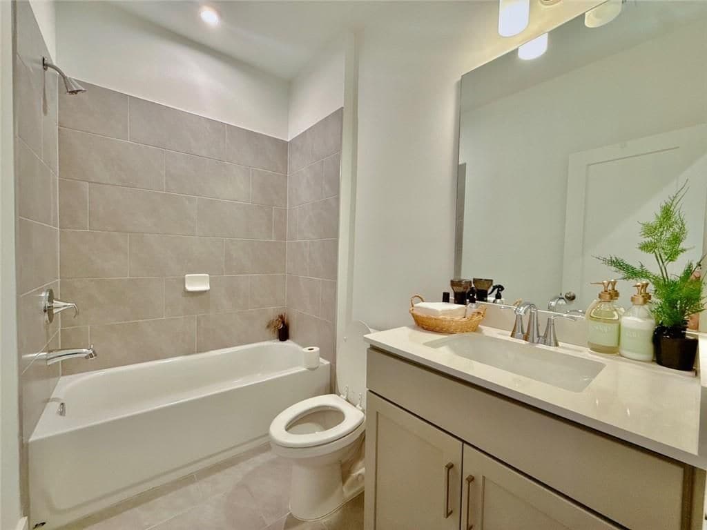 Building Photo - 3937 Acer Ct