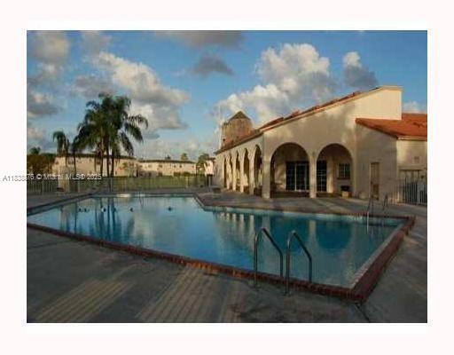 Building Photo - 465 SW 86th Ave