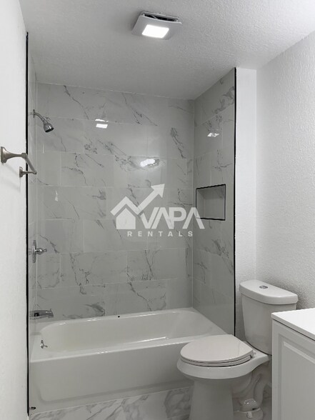 Building Photo - 6547 Estes Flats