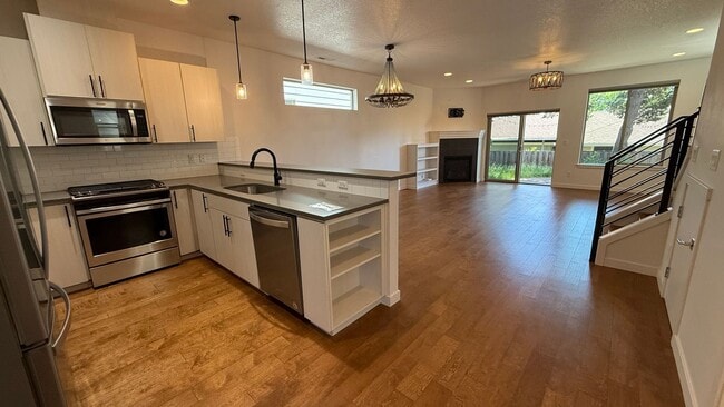 Building Photo - Video! Beautiful new large four bedroom ho...