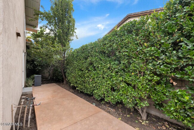 Building Photo - 1374 Breckford Ct