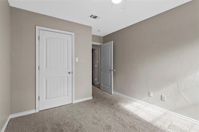 Building Photo - 1226 W Johnson St