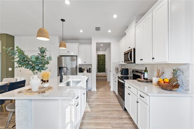 Building Photo - 3279 Canna Lily Pl