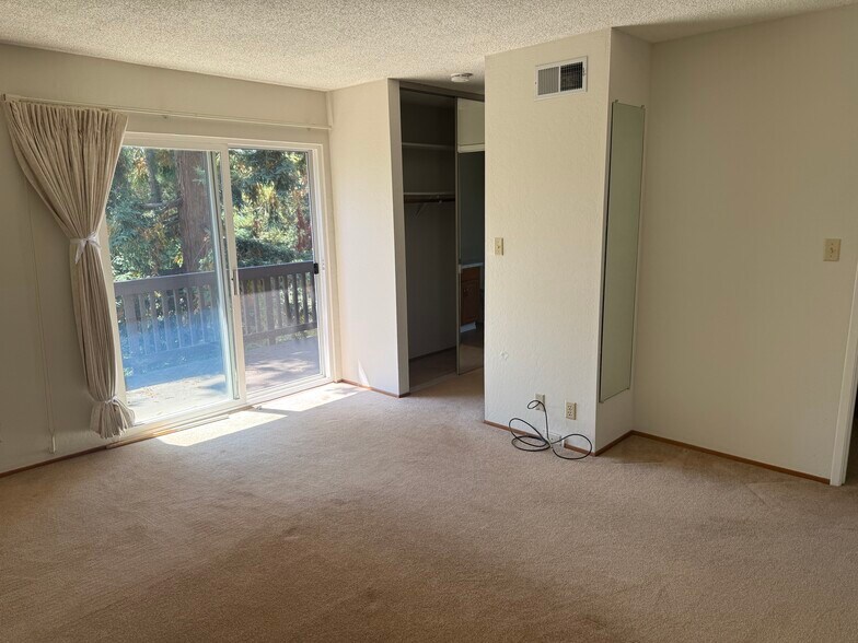 Master Bedroom - 1771 Gazelle Way