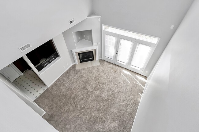 Building Photo - 141 Ross Moore Ave