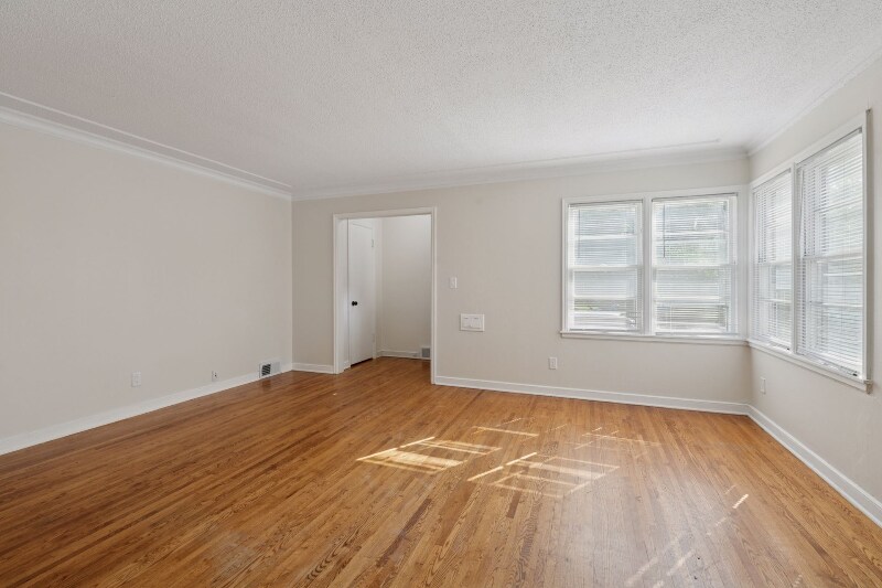 Building Photo - 4650 Minnehaha Ave
