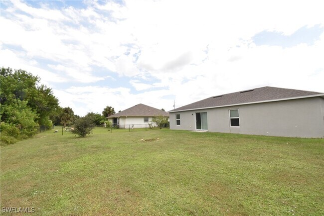 Building Photo - 8388 Delong Ave