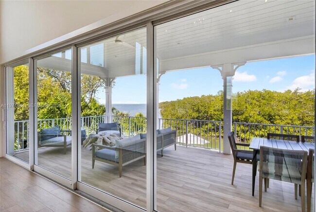 Building Photo - 146 Mockingbird Rd