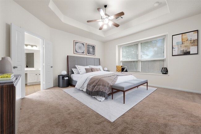 Building Photo - 9535 Empress Crossing Dr