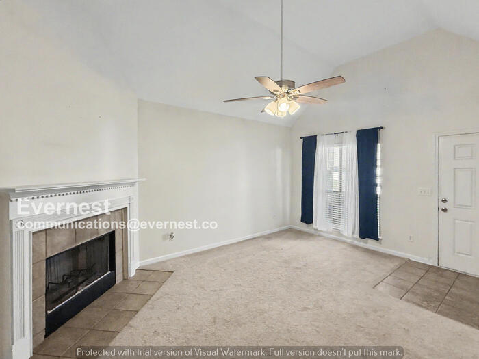 Building Photo - 212 St John Dr