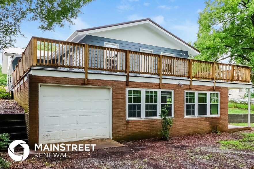 Building Photo - 209 W 14th St