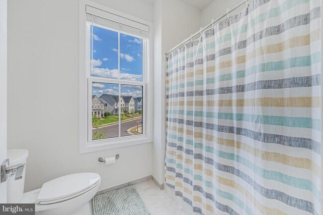 Building Photo - 23765 Fairfield Knl Ct