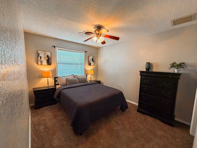 Building Photo - 2310 Nevada Dr