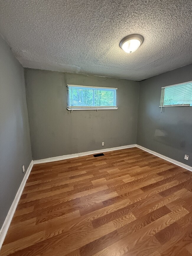 Building Photo - 63 Wilkes Cir