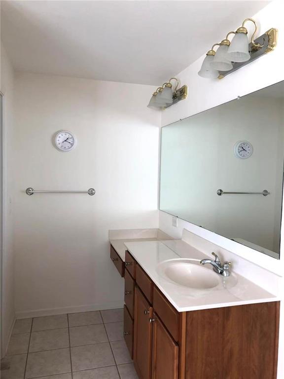 Building Photo - 5876 Rue Villa Ln
