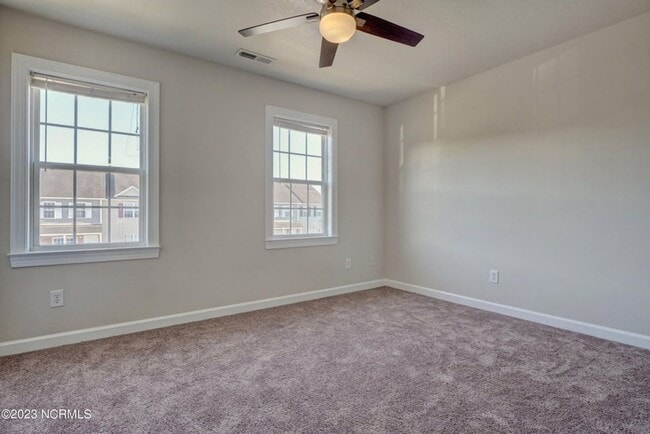 Building Photo - 202 Bridgewood Dr