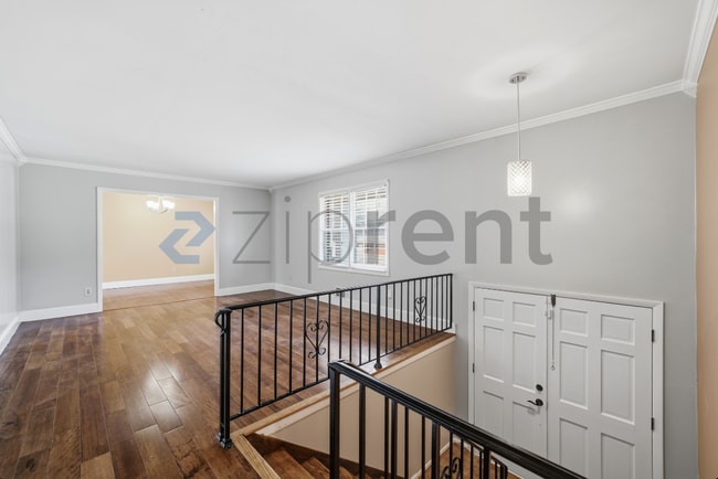 Building Photo - 2351 Emerald Falls Dr