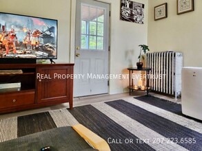 Building Photo - 53 Wood St