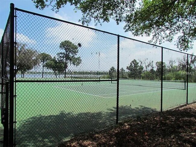 Building Photo - Elegant 4-bedroom 3-bathroom Home in Windermere