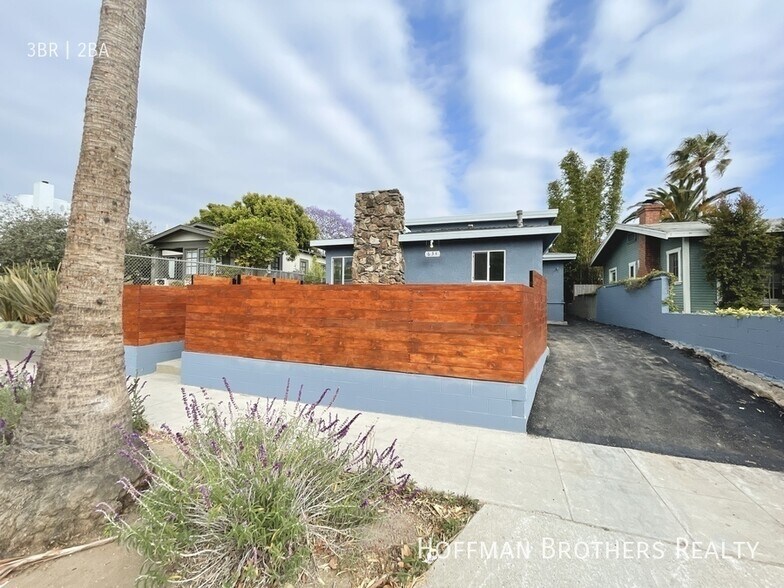 Building Photo - 634 Flower Ave