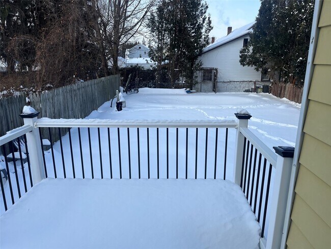 Building Photo - 3 Cleveland Ave