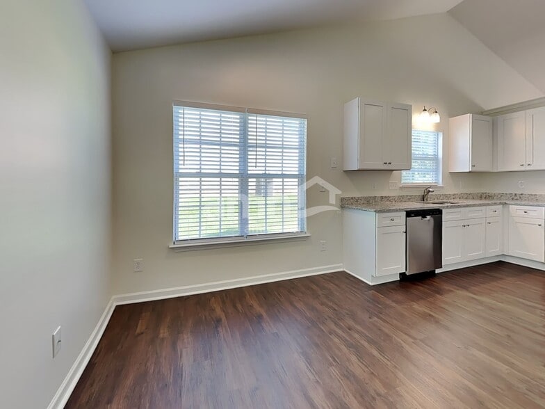 Building Photo - 4702 Ridgefall Rd