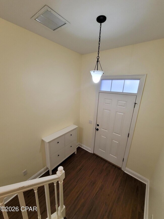 Building Photo - 7218 Quail Hollow Dr