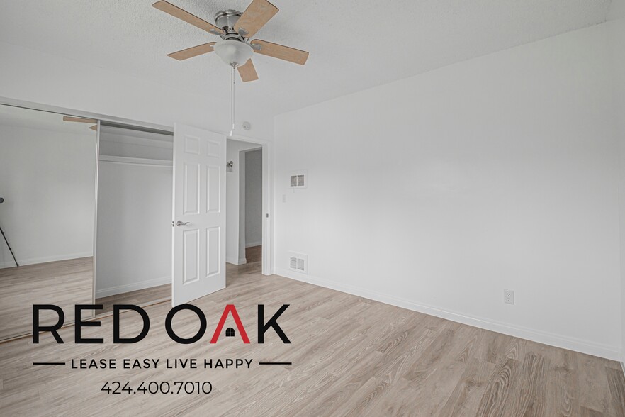 Building Photo - 630 N Cerritos Ave