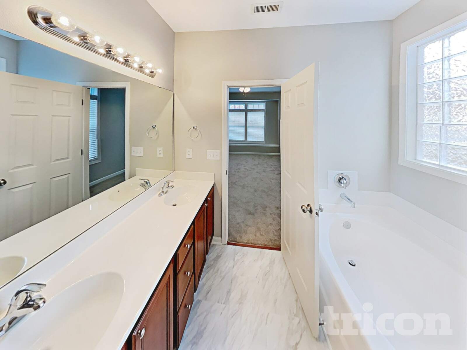 Building Photo - 401 Tortoise Ln