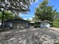 Building Photo - 5400 Lake Jessamine Dr