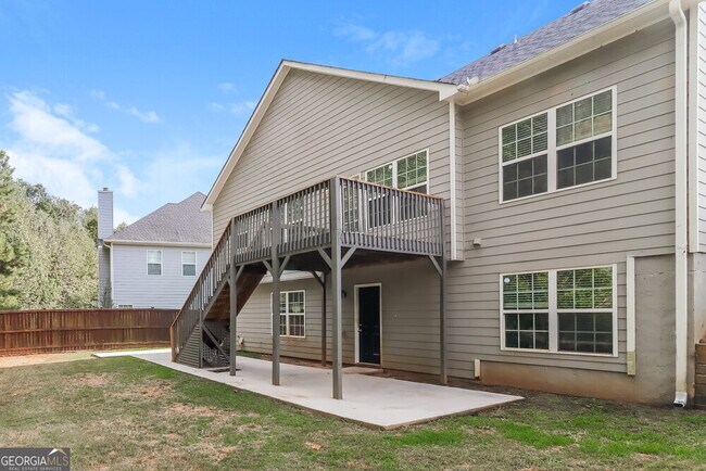 Building Photo - 450 Boxelder Rd