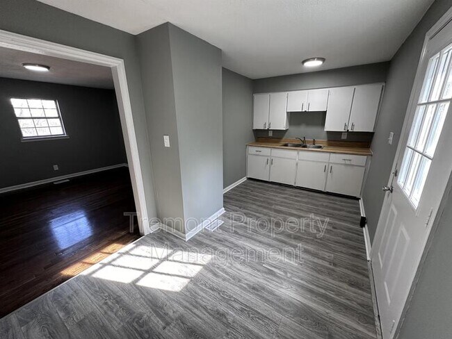 Building Photo - 4008 Lightfoot Mill Rd