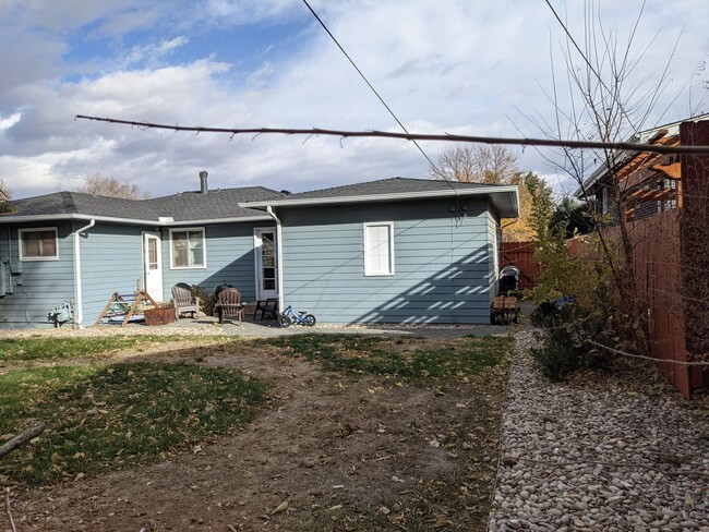 Building Photo - 1005 22nd Ave