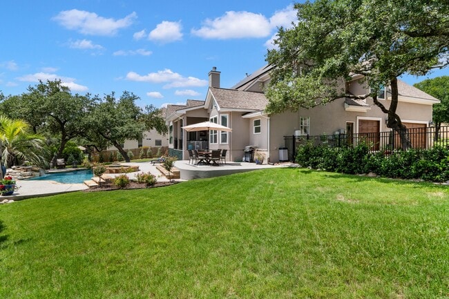 Building Photo - 922 Split Fairway