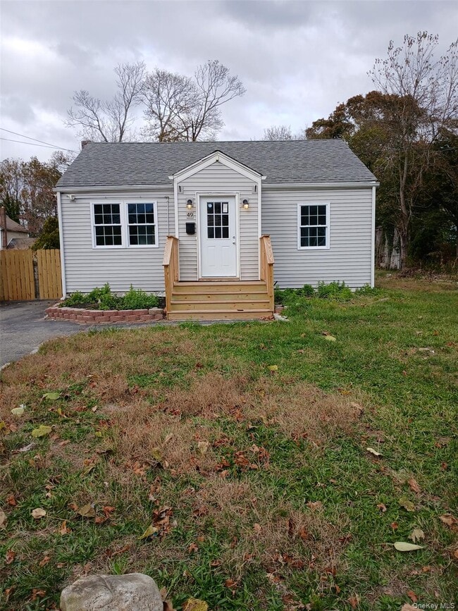 Primary Photo - 49 Swezey St